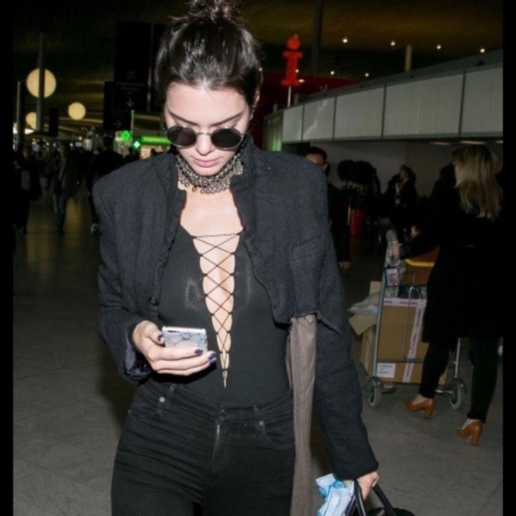 Alexander Wang Stretch Jersey Criss Cross Front Short Sleeve Bodysuit - Picture 3 of 11